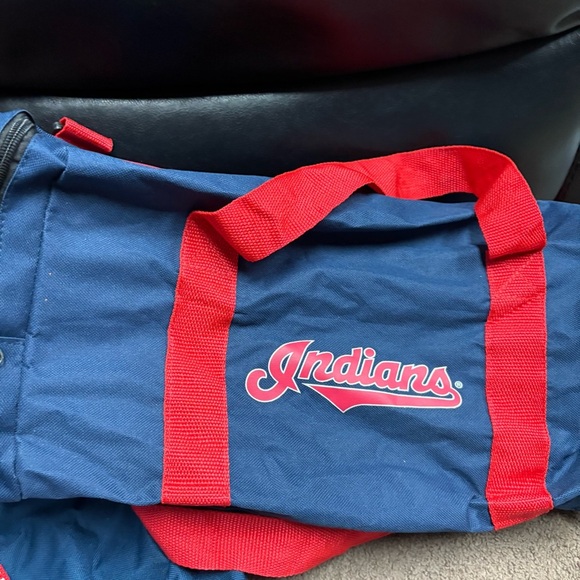 Cleveland Indians duffle bags lot of 2 - Picture 3 of 11
